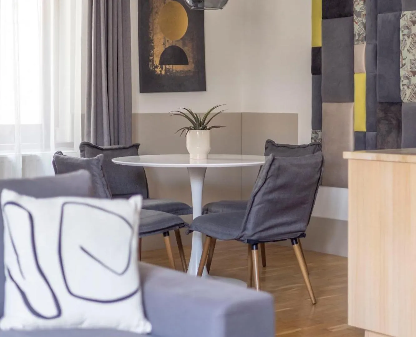 Superb Location & Cozy Suite With Terrace By Prestige Homes Budapeszt 0*,  Węgry